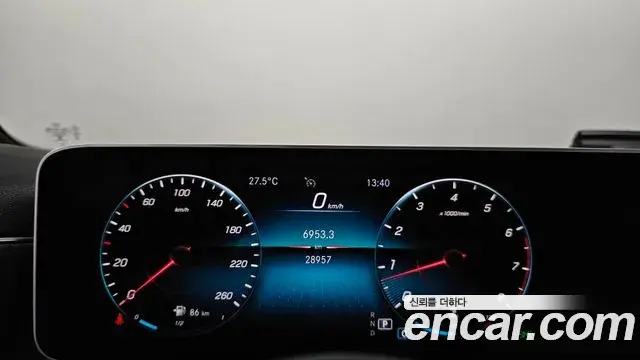 Mercedes-Benz A-Class 2020 — Şəkil 2/31