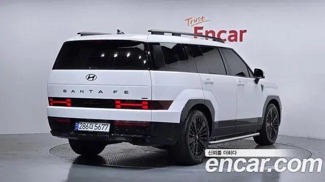 Hyundai Santa Fe 2023 — Photo 12/20