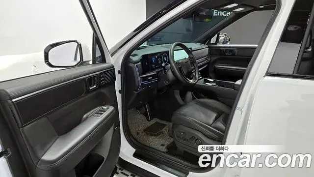 Hyundai Santa Fe 2023 — Photo 17/20