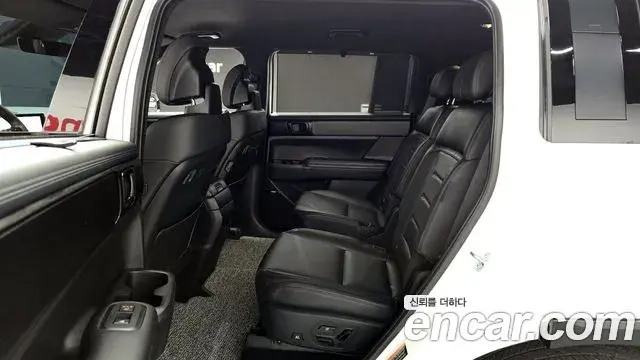 Hyundai Santa Fe 2023 — Photo 16/20