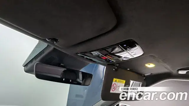 Hyundai Santa Fe 2023 — Photo 19/20