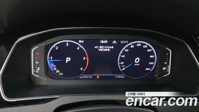 Volkswagen Passat GT 2022 — Photo 9/31