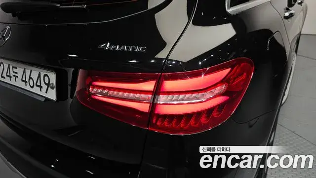 Mercedes-Benz GLC-Class 2019 — Şəkil 3/35