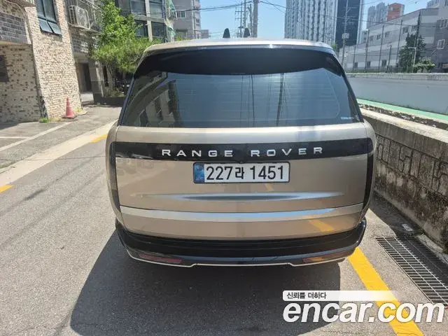 Land Rover Range Rover 2025 — Фото 4/14