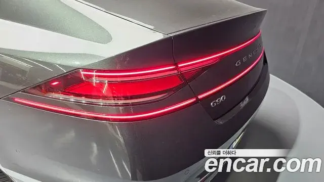 Genesis G90 2022 — Şəkil 20/30