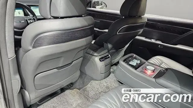 Genesis G90 2022 — Şəkil 27/30