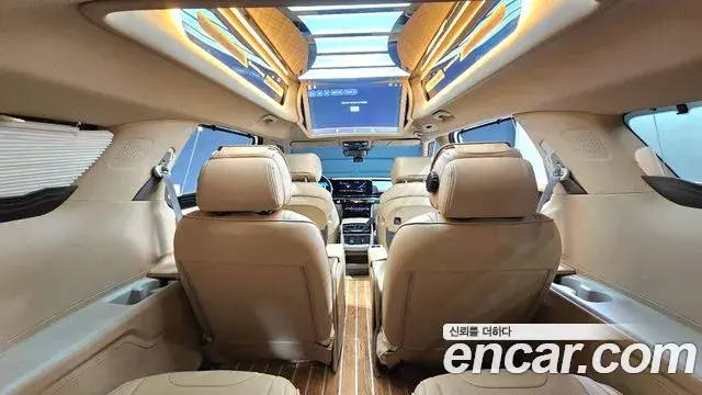 Kia Carnival 2020 — Фото 11/20