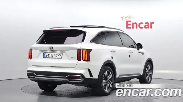 Kia Sorento 2021 — Фото 2/20