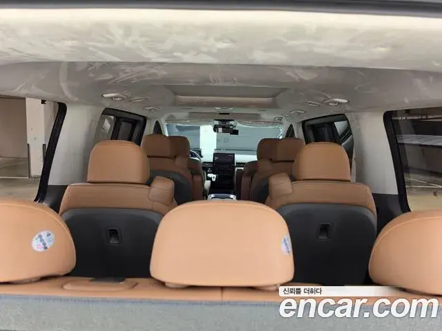 Hyundai Staria 2025 — ფოტო 12/19