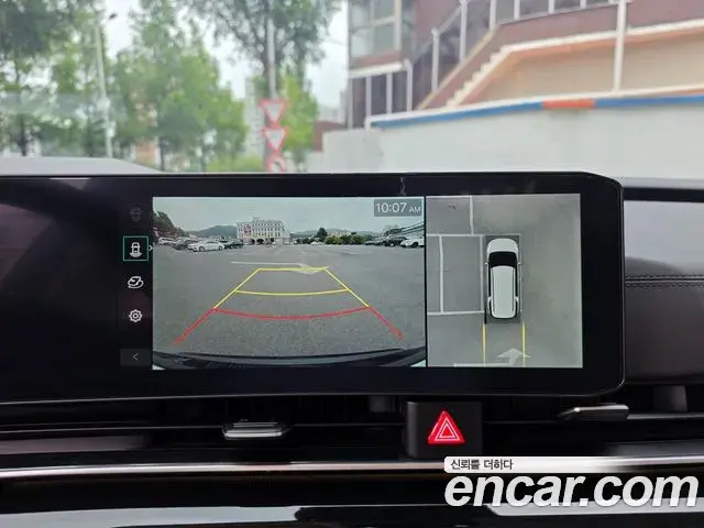 Kia Carnival 2024 — ფოტო 16/20
