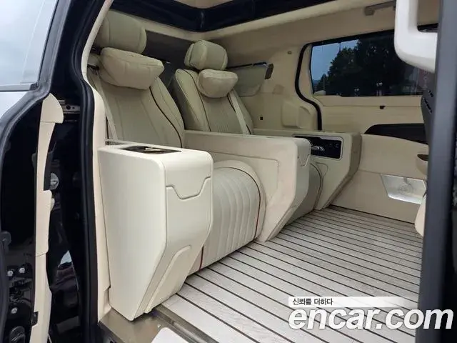 Kia Carnival 2024 — ფოტო 3/20