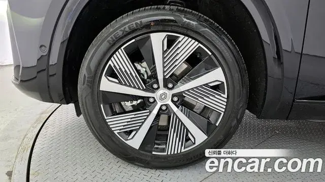Renault Samsung Grand Koleos 2025 — Photo 10/30