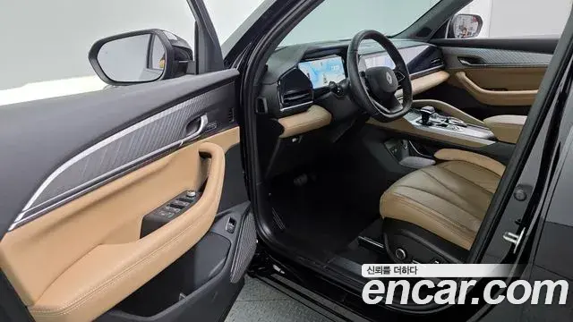 Renault Samsung Grand Koleos 2025 — Photo 8/30