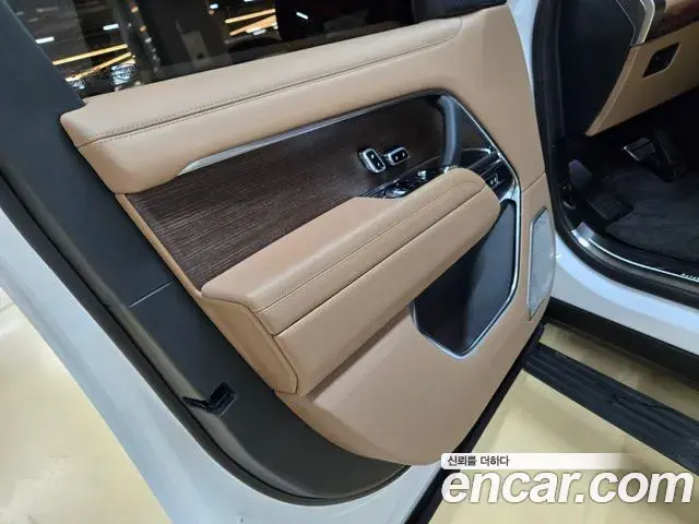 Land Rover Range Rover 2023 — Şəkil 18/20