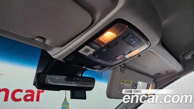 Hyundai Staria 2023 — Şəkil 17/20