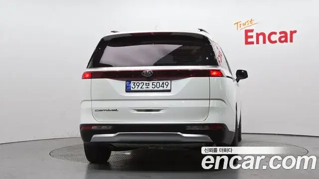 Kia Carnival 2020 — Şəkil 11/20