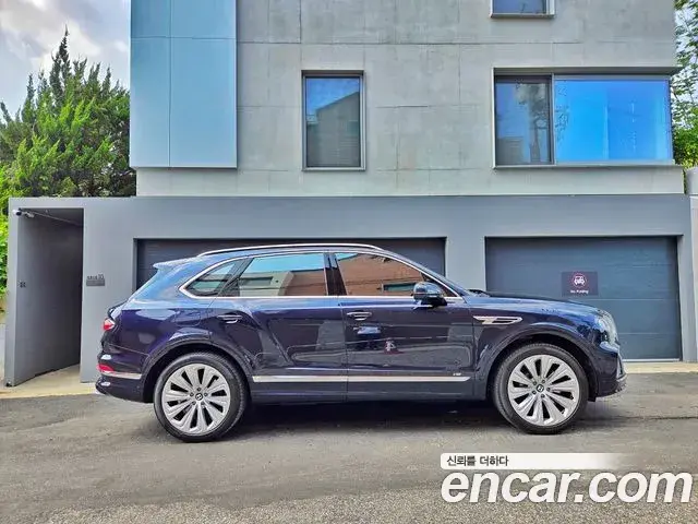 Bentley Bentayga 2021 — Photo 13/20