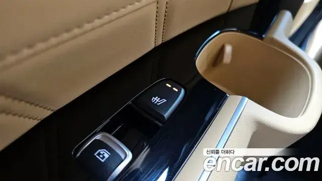 Kia Sorento 2020 — Photo 19/36