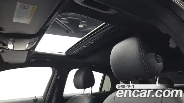 Mercedes-Benz GLC-Class 2020 — Şəkil 17/32