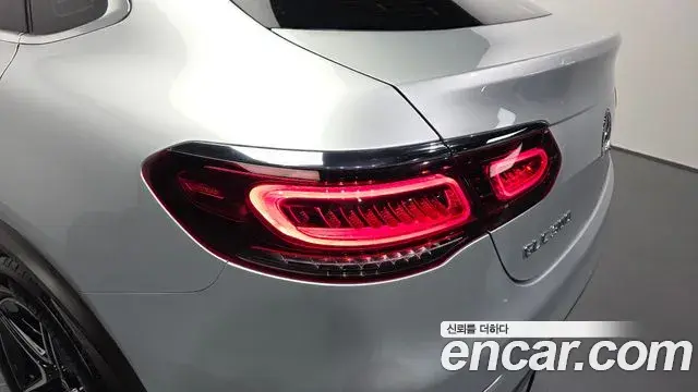 Mercedes-Benz GLC-Class 2020 — Şəkil 18/32