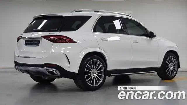 Mercedes-Benz GLE-Class 2024 — Şəkil 14/17