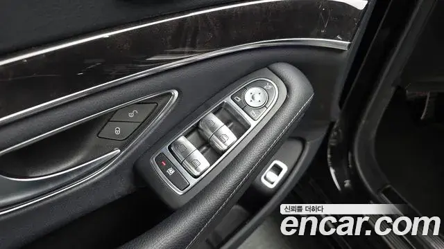 Mercedes-Benz S-Class 2018 — Şəkil 29/30