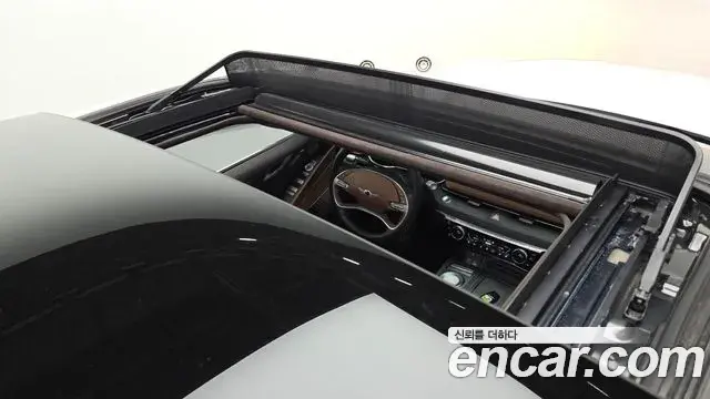 Genesis G80 2021 — Photo 16/38
