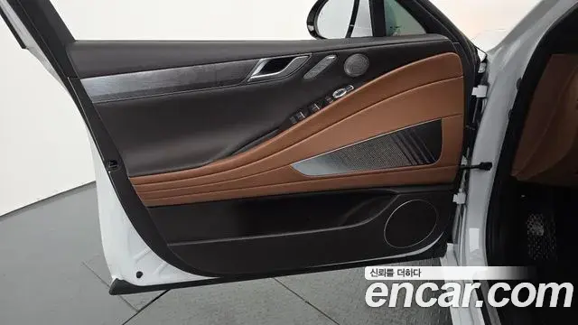 Genesis G80 2021 — Photo 3/38
