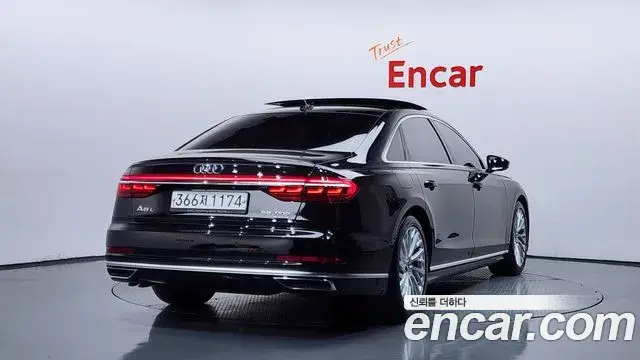 Audi A8 2019 — ფოტო 12/43