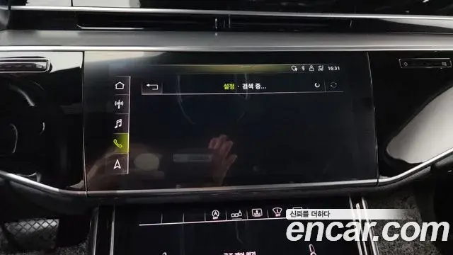 Audi A8 2019 — ფოტო 35/43