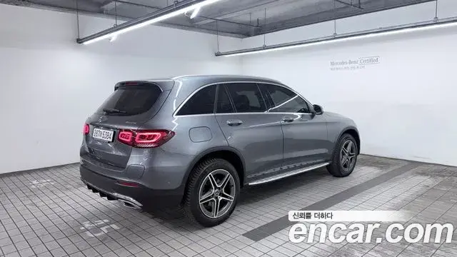 Mercedes-Benz GLC-Class 2022 — Photo 2/20
