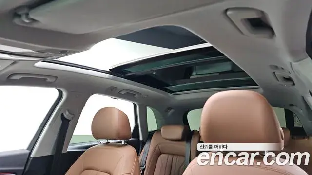 Audi Q5 2022 — Şəkil 12/20