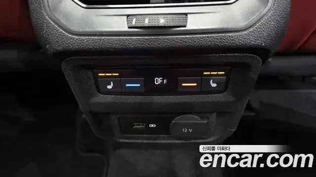 Volkswagen Tiguan 2020 — ფოტო 14/20