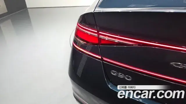 Genesis G90 2022 — ფოტო 22/38