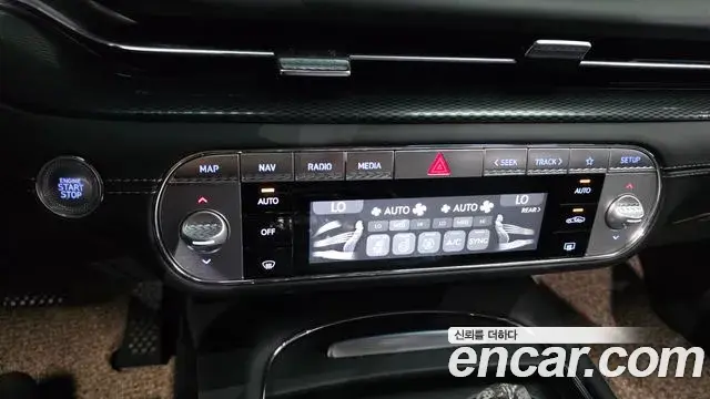 Genesis G90 2022 — ფოტო 6/38