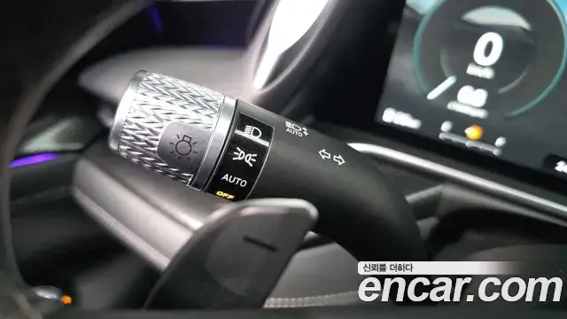 Genesis G90 2022 — ფოტო 29/38