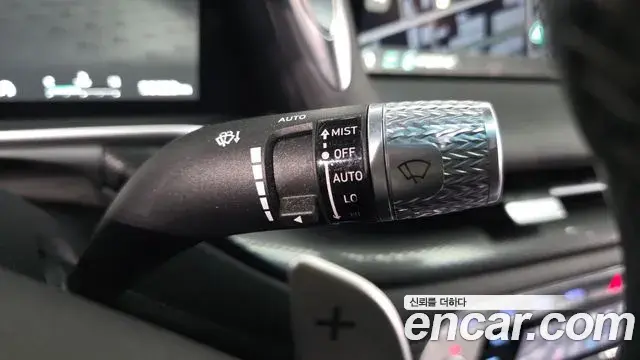 Genesis G90 2022 — ფოტო 12/38