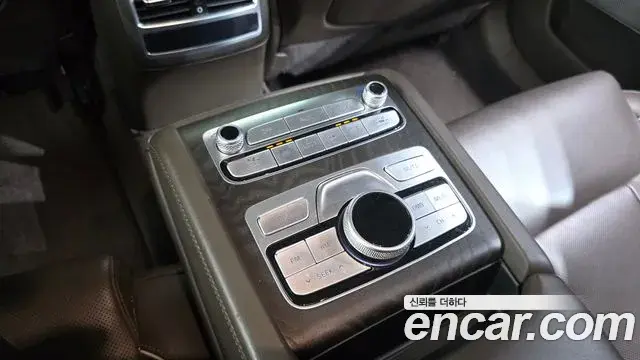 Kia The K9 2019 — Photo 19/20