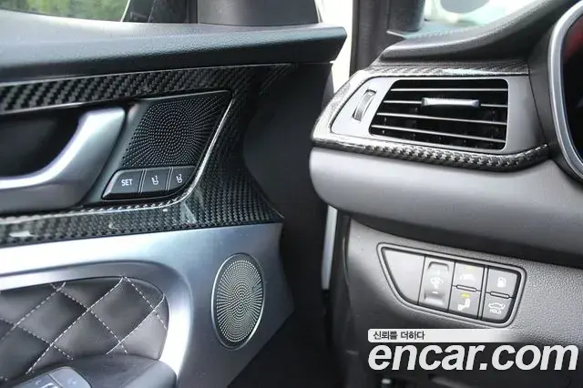 Genesis G70 2019 — Photo 7/20