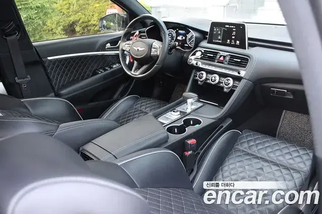 Genesis G70 2019 — Photo 12/20