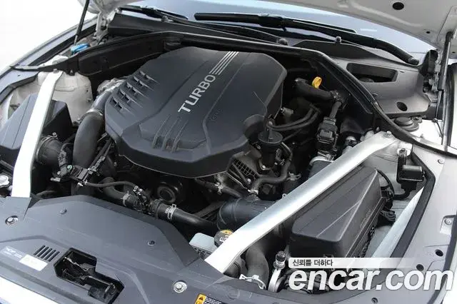 Genesis G70 2019 — Photo 10/20