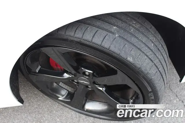 Genesis G70 2019 — Photo 13/20