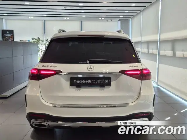 Mercedes-Benz GLE-Class 2024 — Фото 4/12