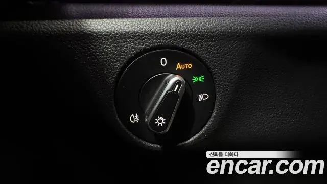 Volkswagen Jetta 2023 — Şəkil 16/19