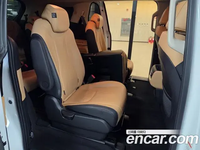 Kia Carnival 2022 — Şəkil 7/20
