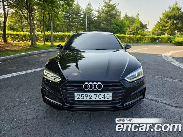 Audi A5 2019 — ფოტო 14/17