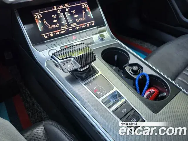 Audi A6 2019 — Şəkil 14/17
