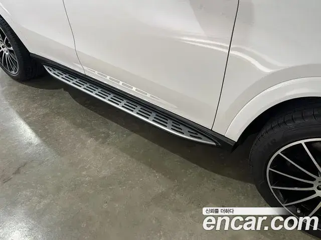 Mercedes-Benz GLE-Class 2022 — Фото 10/20