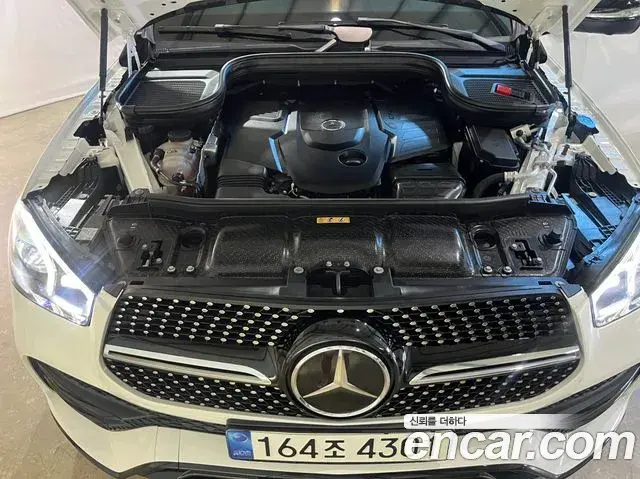 Mercedes-Benz GLE-Class 2022 — Фото 12/20