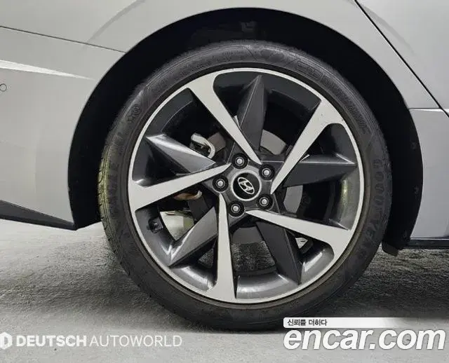 Hyundai Sonata Hybrid 2023 — ფოტო 10/20